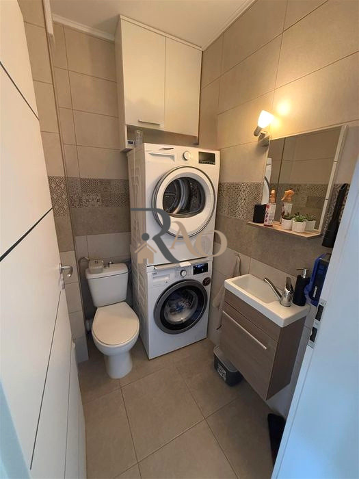 Apartament modern la cheie,3 camere, 80 mp+pod 85 mp, parcare, zona Șelimbăr!