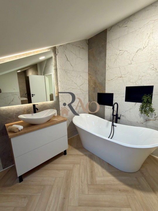 💎Penthouse 5 camere, zona Sibiu Vest! Spațiu generos și lumină naturală