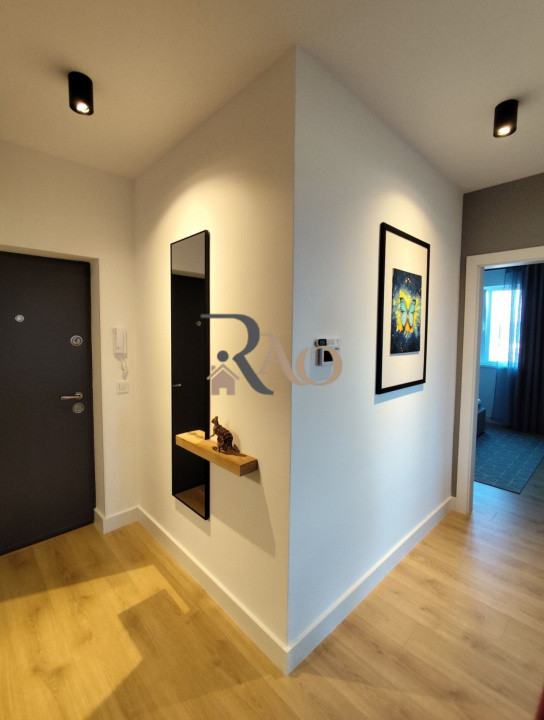 Prima închiriere, 3 camere, 80 mp, priveliște superbă, zona Mihai Viteazu!