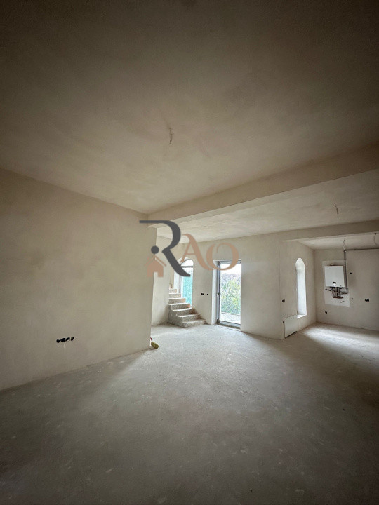 🏡 Casă înșiruită 5 camere | 2 băi | 147.76 mp utili | Șura Mică!