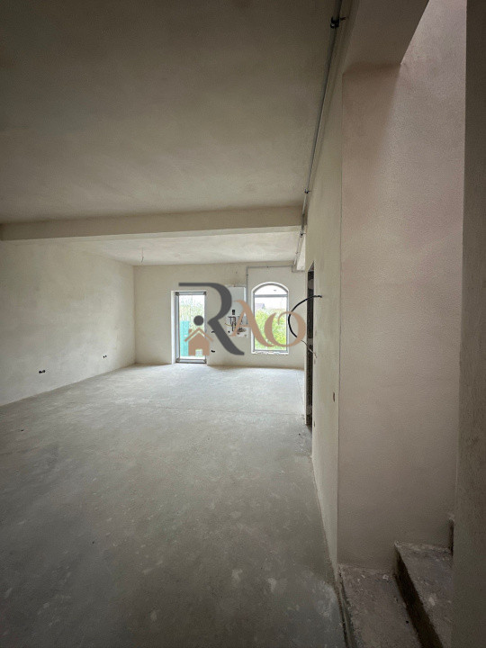 🏡 Casă individuală 7 camere | 3 băi | 216.61 mp utili | Șura Mică!