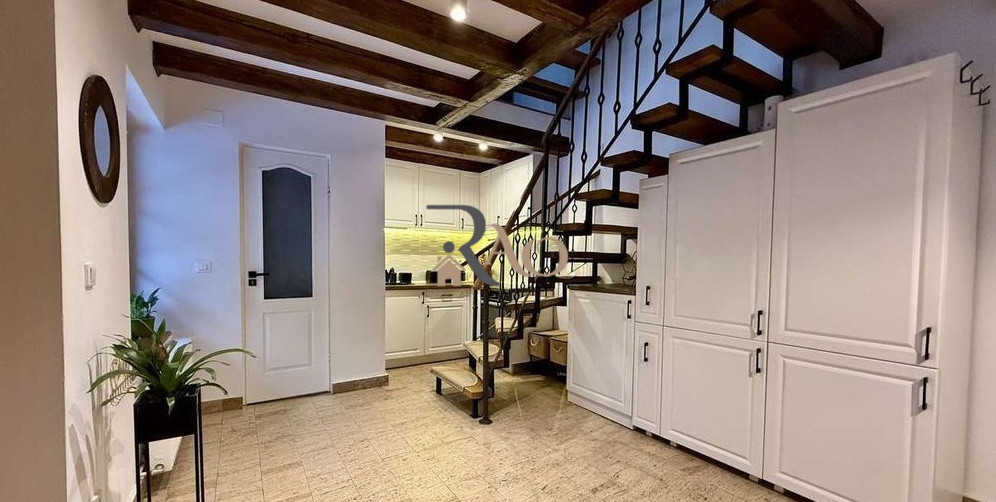 ✨ Casă cochetă ultracentrală cu curte proprie | Stradă pietonală | Sibiu | 700€ 