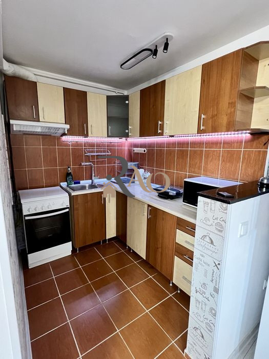 Apartament cu 3 camere de vânzare – renovat 2024, zona Milea ✨