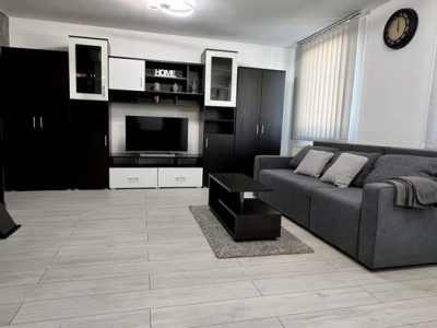 Apartament cu 3 camere de vânzare – renovat 2024, zona Milea ✨