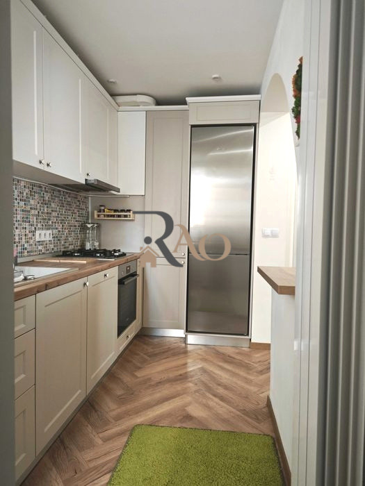 Apartament în vilă, 2 camere decomandate, de închiriat – Ștrand- Parc Sub Arini!