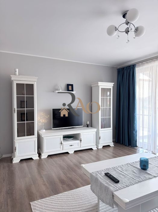 Apartament 3 camere, 77mp, terasa 20mp, pod, 2 parcări – Șelimbăr, zona Unirii!