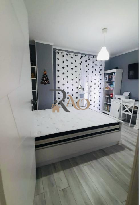 Apartament 3 Camere Decomandat, 76 mp, garaj, 2 Balcoane, Zona Turnișor!