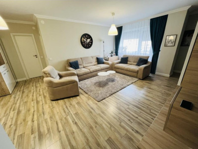 Apartament 3 Camere Decomandat, 76 mp, garaj, 2 Balcoane, Zona Turnișor!