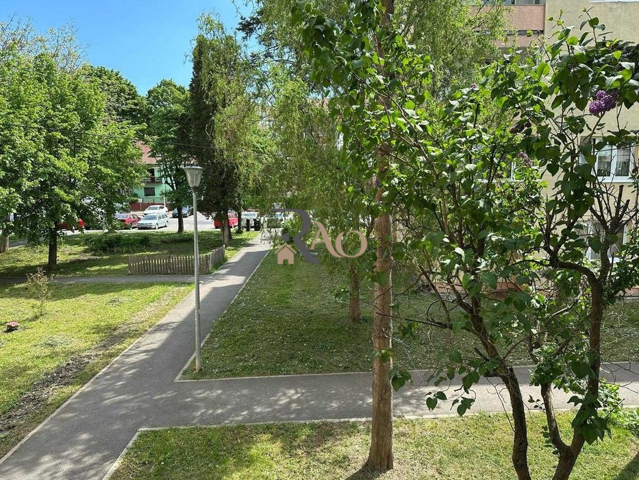 Apartament 2 camere decomandat, modern mobilat, etaj 1, zona Ștrand!