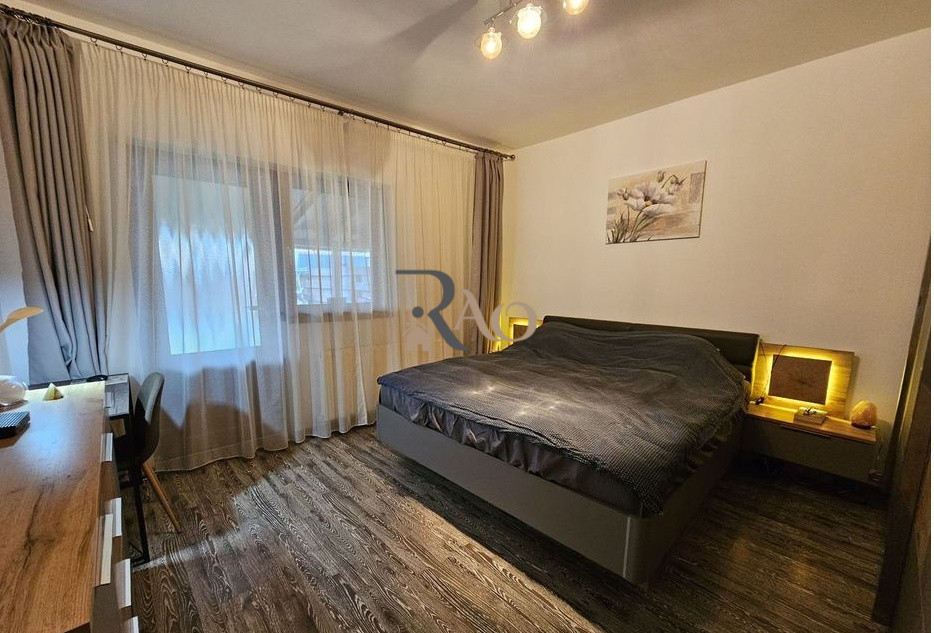 Apartament la vilă cu 3 camere, curte de 147 mp și 2 parcari, zona Arhitectilor!