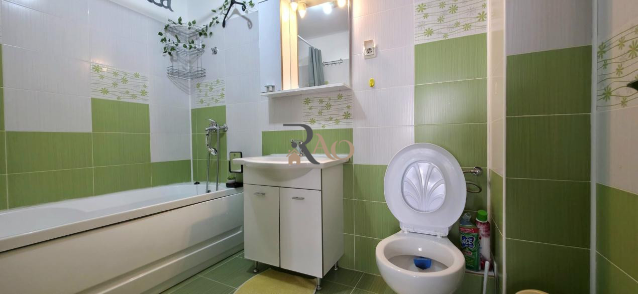 🏡 Apartament 3 camere, 60 mp, parcare inclusă, zona KIK – Strada Florilor!